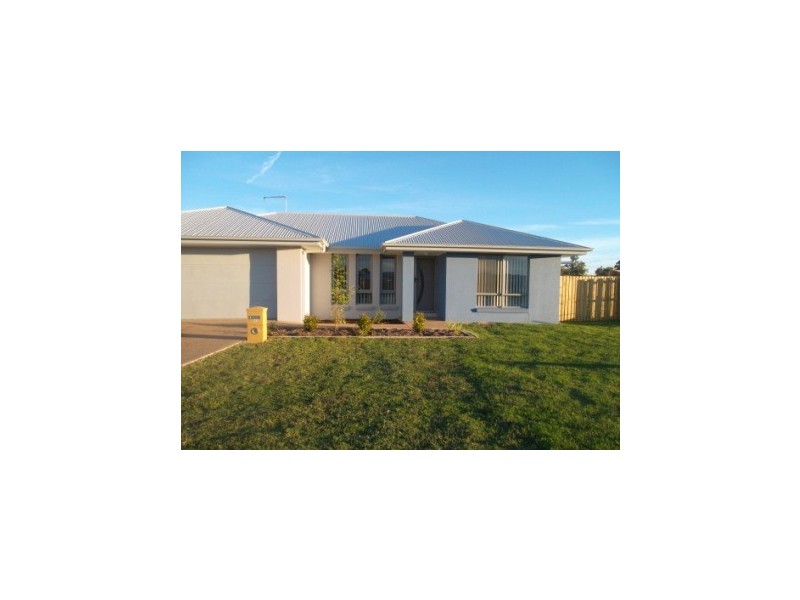 11 Horwell Street, Gracemere QLD 4702