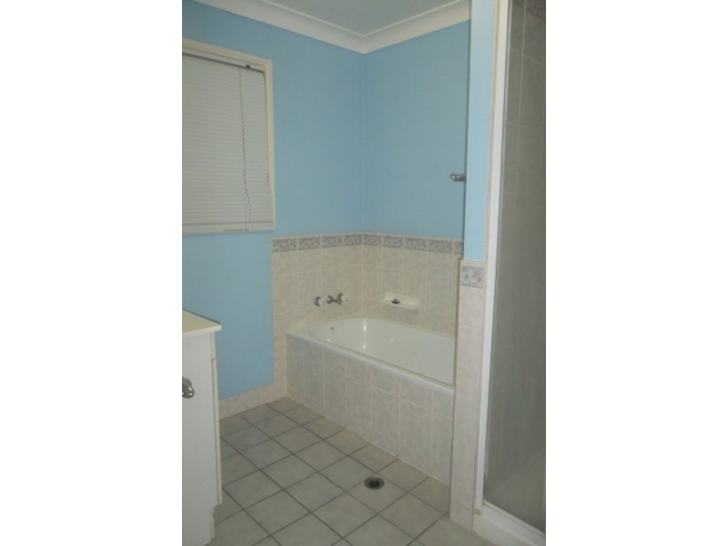 5A Thornton Street, Park Avenue QLD 4701