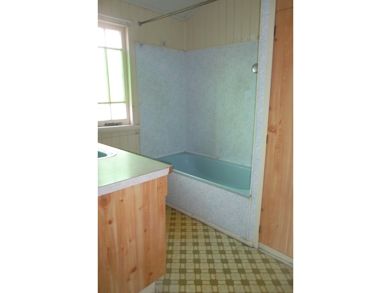 60A Elphinstone Street, Berserker QLD 4701