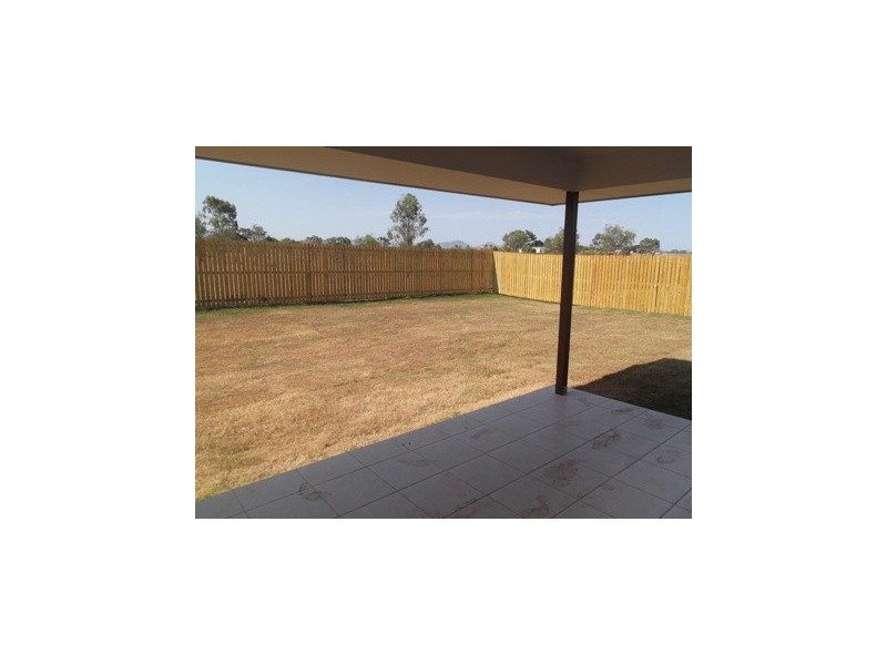 17 Sylvana Avenue, Gracemere QLD 4702