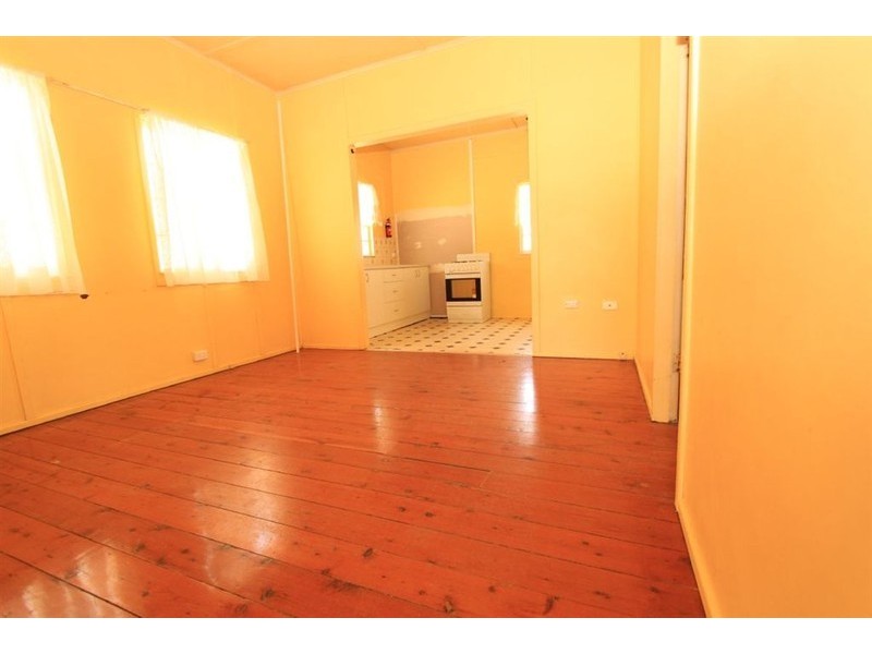 262 East Lane, Depot Hill QLD 4700