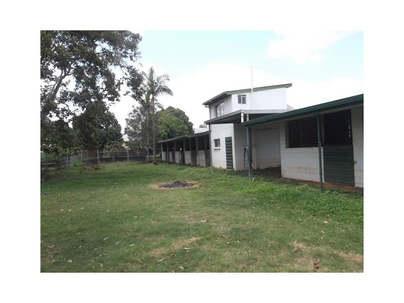 212 Peter Street, Berserker QLD 4701