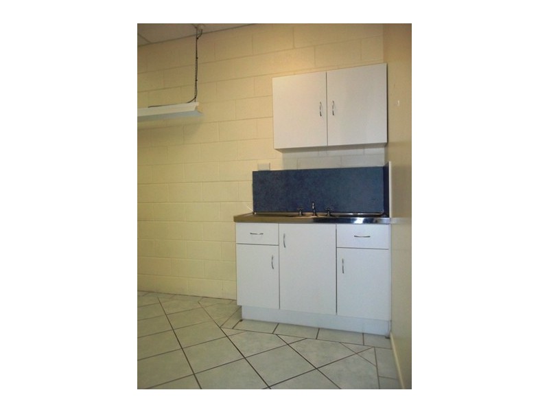 1/293 Richardson Road, Kawana QLD 4701
