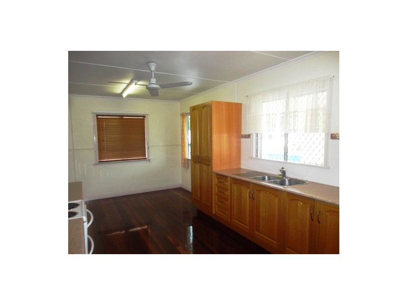 427 Dean Street, Frenchville QLD 4701