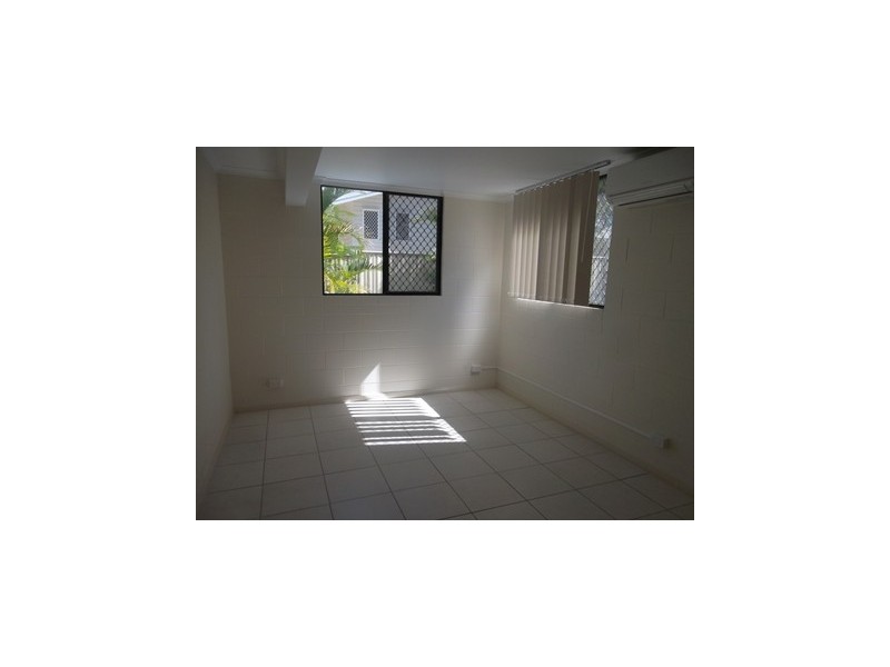 65 Charles Street, Berserker QLD 4701