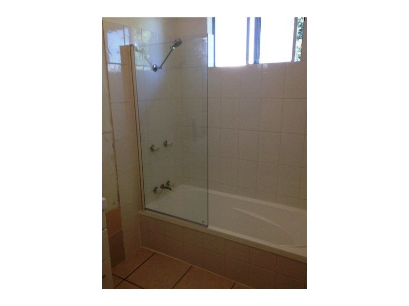147 Water Street, Berserker QLD 4701