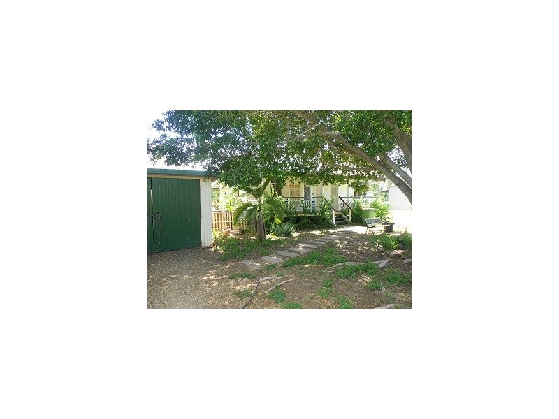 17 Hinchcliffe Avenue, Bouldercombe QLD 4702