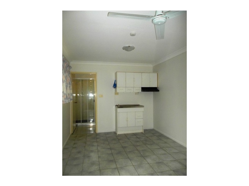 4/6 Thurston Street, Allenstown QLD 4700