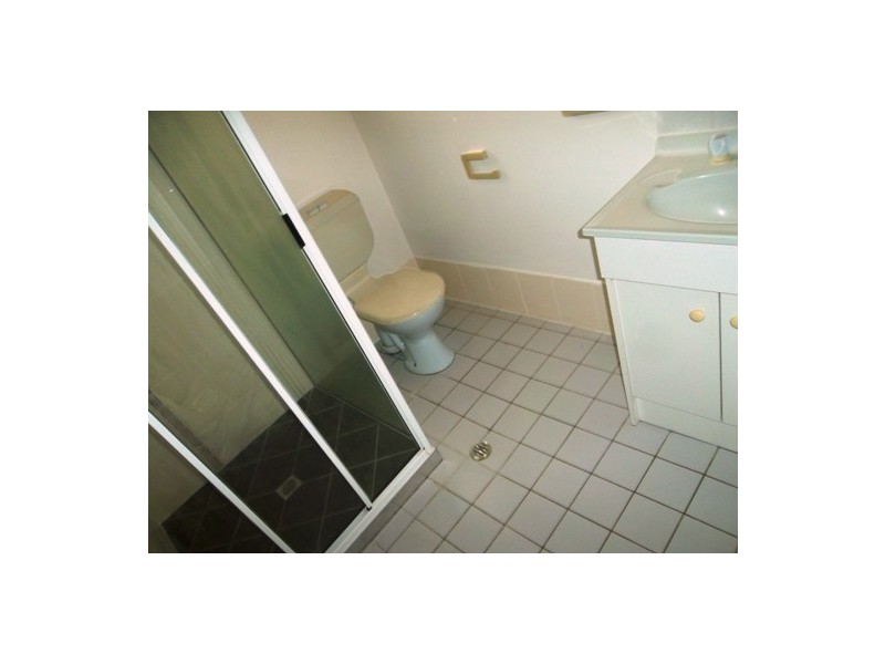 4/6 Thurston Street, Allenstown QLD 4700