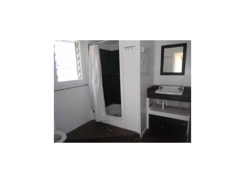 58 Dee Street, Mount Morgan QLD 4714