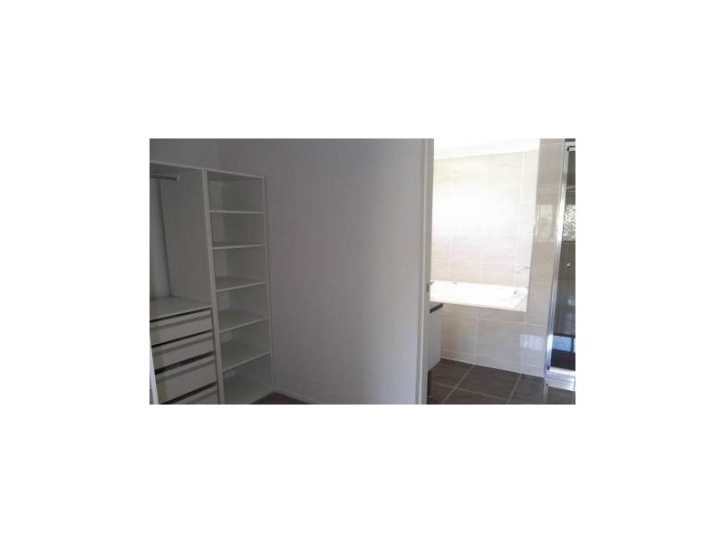 593 Ibis Avenue, Kawana QLD 4701