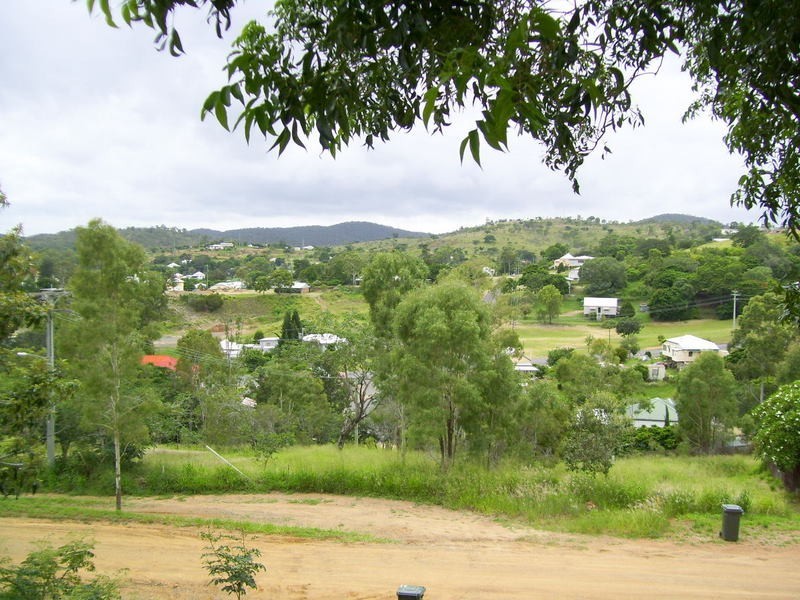 30 West Street, Mount Morgan QLD 4714