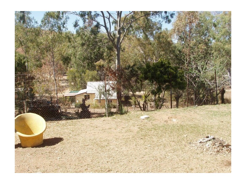 37 Coronation Dr, Mount Morgan QLD 4714