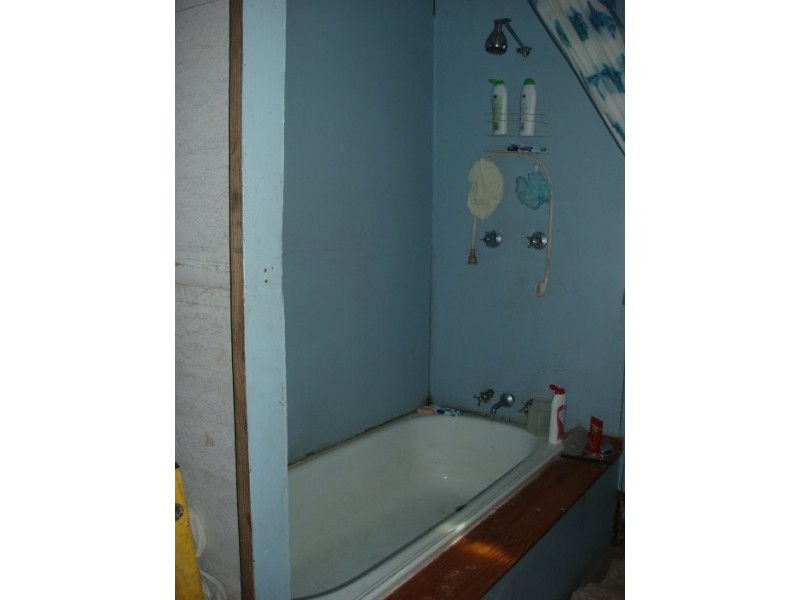 37 Coronation Dr, Mount Morgan QLD 4714