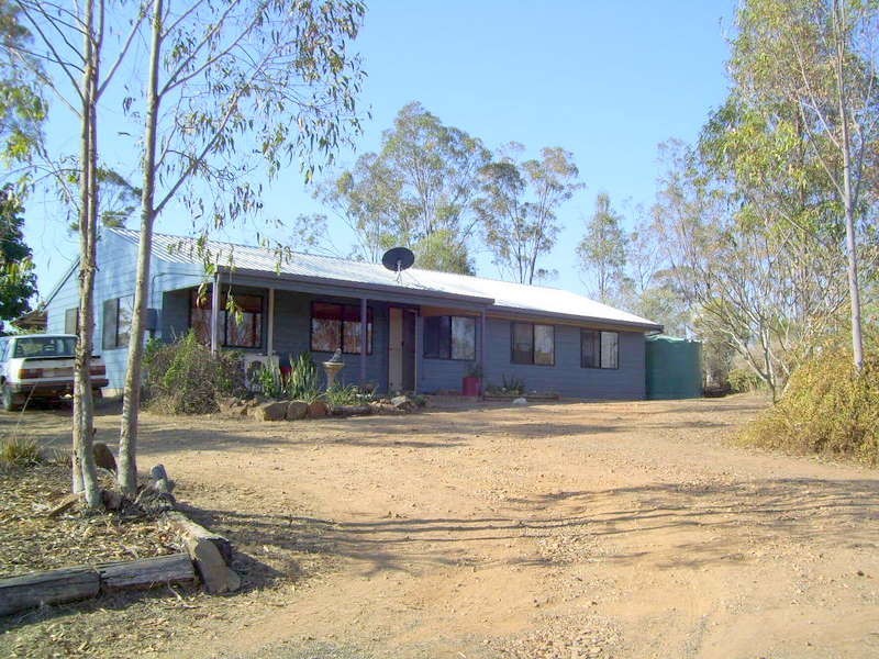 15  Grant Road, Moongan QLD 4714