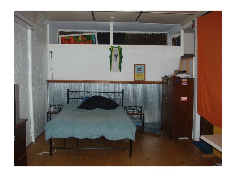 113-117 East Street, Mount Morgan QLD 4714