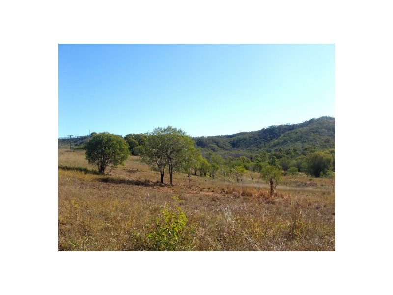 19 Rifle Range Rd, Mount Morgan QLD 4714