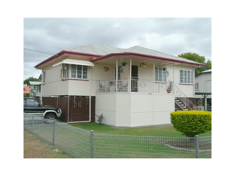 205 Berserker St, Berserker QLD 4701