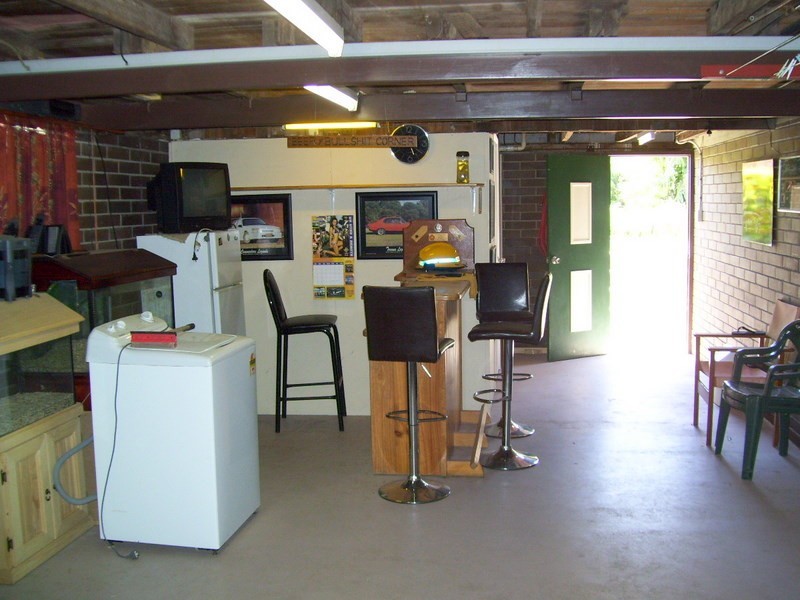 9 Glen Gordon Street, Mount Morgan QLD 4714