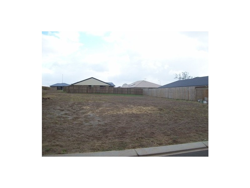 6 Jamie Cresent, Gracemere QLD 4702