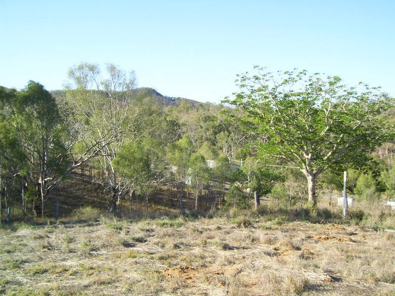 12 McHugh Road, Baree QLD 4714