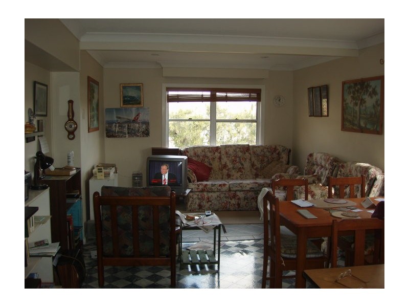 1 Richards St, Mount Morgan QLD 4714