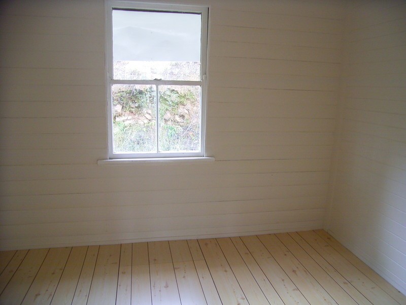 9 Lester St, Mount Morgan QLD 4714