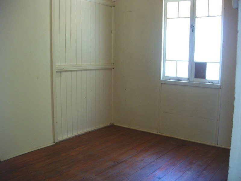 19 James St, Mount Morgan QLD 4714