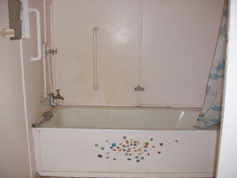 19 James St, Mount Morgan QLD 4714