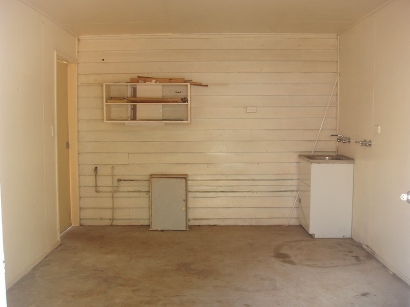 19 James St, Mount Morgan QLD 4714