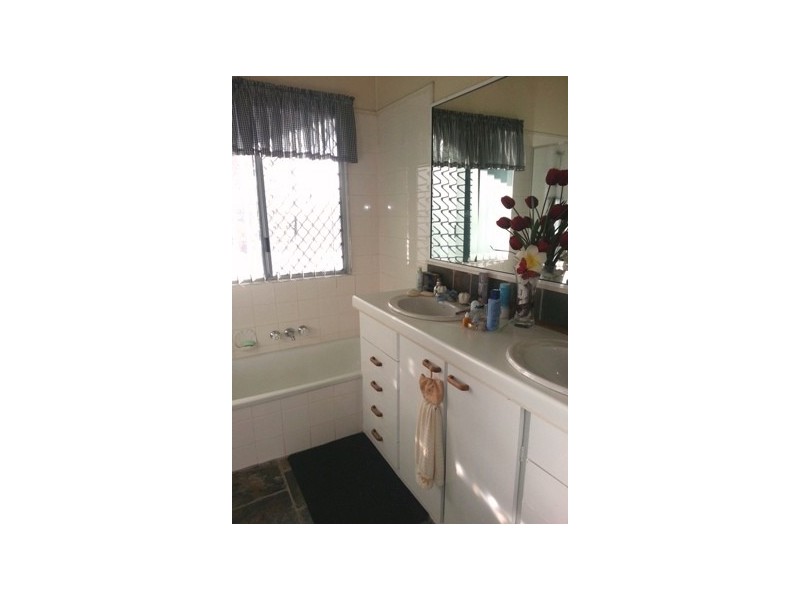 149 YEPPOON ROAD, Parkhurst QLD 4702