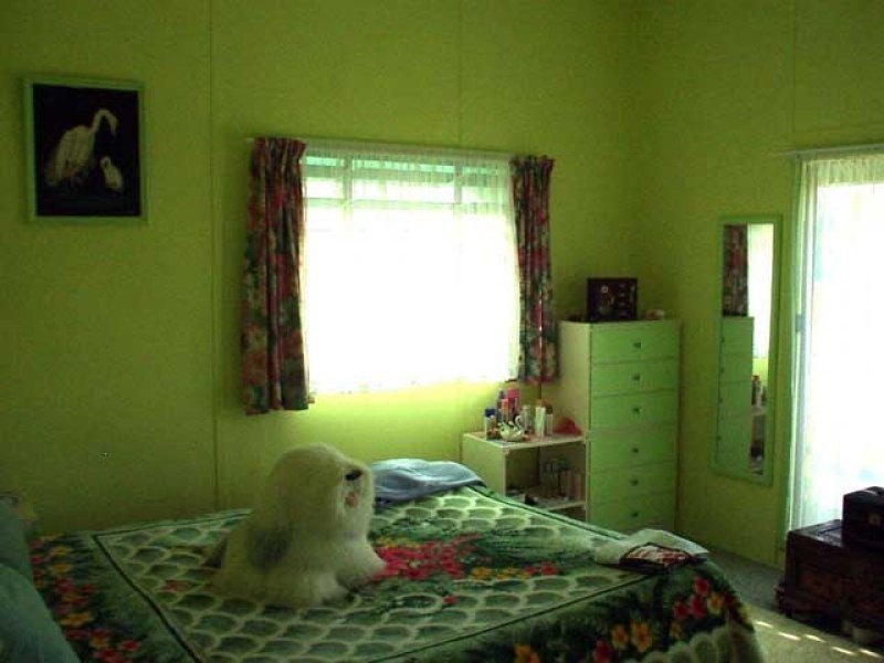 25 Byrnes Parade,, Mount Morgan QLD 4714