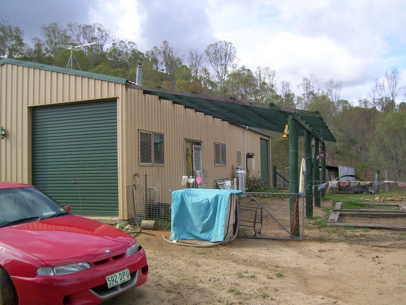 35 Racecourse Road, Mount Morgan QLD 4714