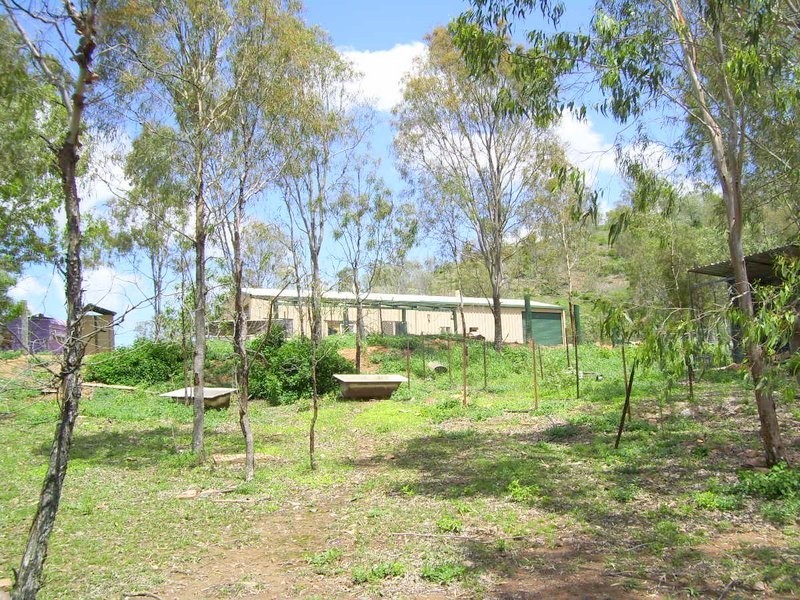 35 Racecourse Road, Mount Morgan QLD 4714