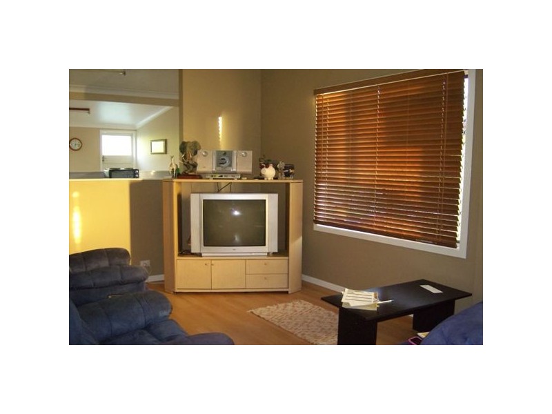 284 Pine St, Berserker QLD 4701