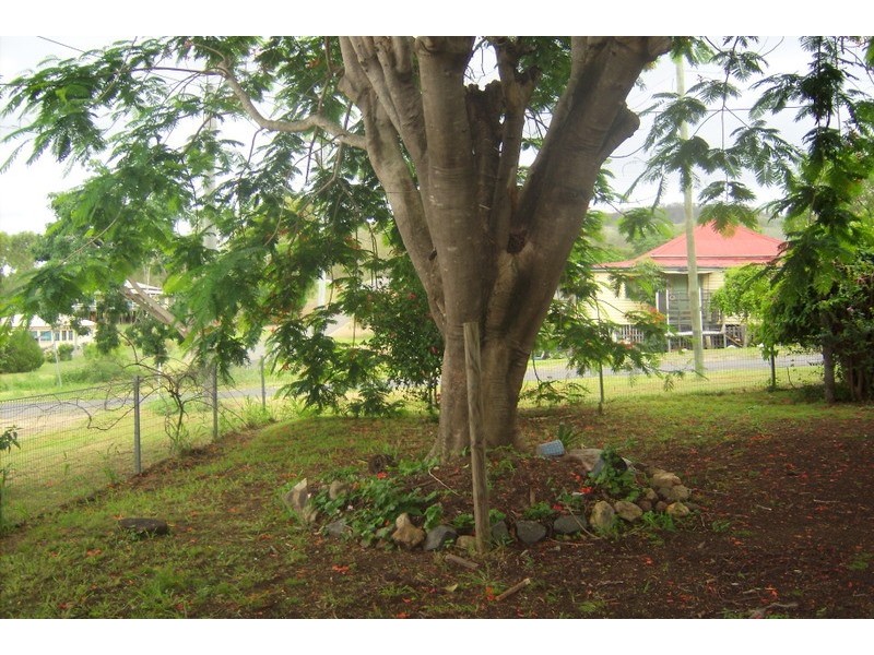 2 Joyce Street, Mount Morgan QLD 4714