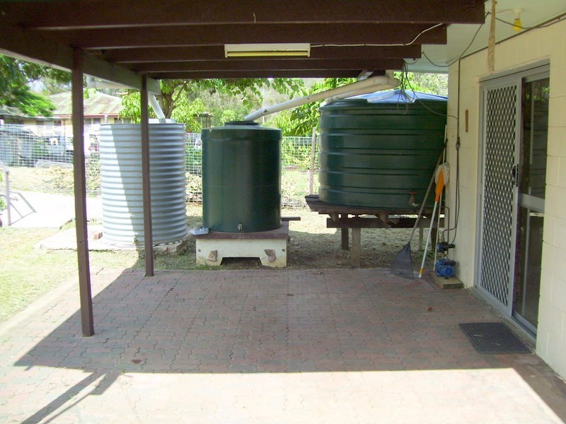 9 Tipperary Road, Mount Morgan QLD 4714