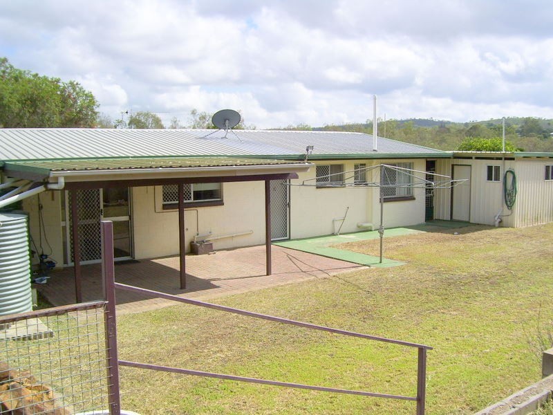 9 Tipperary Road, Mount Morgan QLD 4714