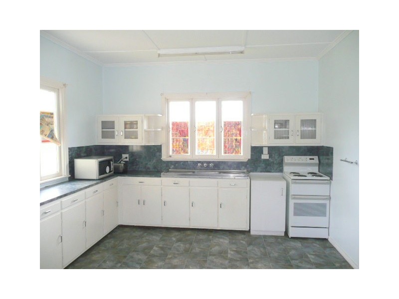 428 Dean Street, Frenchville QLD 4701