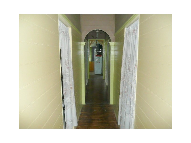 Park Avenue QLD 4701