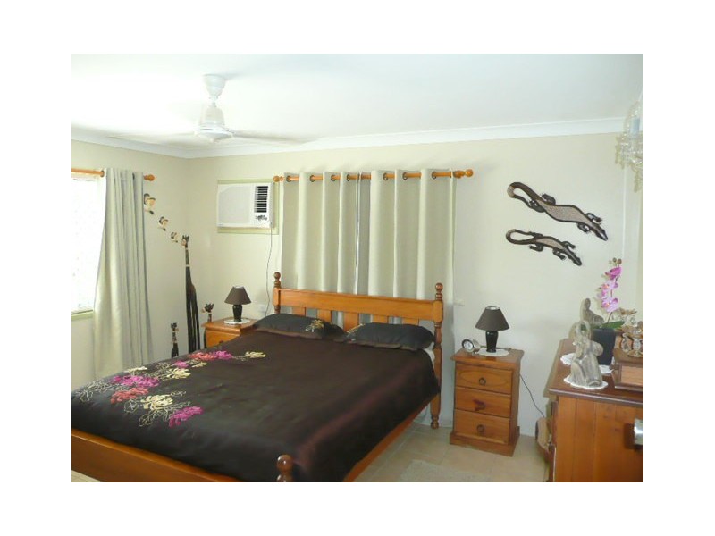 29 Hardy Ave, Park Avenue QLD 4701