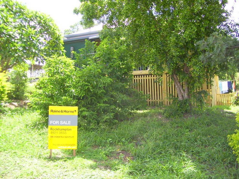 41 East Street, Mount Morgan QLD 4714