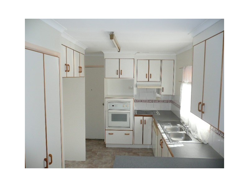 276 Blanchfield St, Koongal QLD 4701
