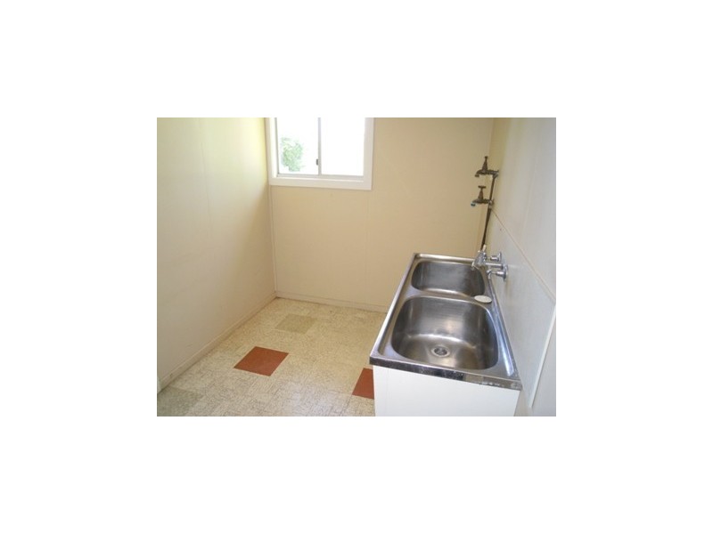 Park Avenue QLD 4701