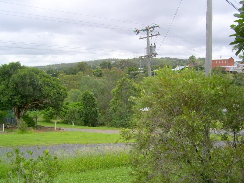 10 Hall Street South, Mount Morgan QLD 4714