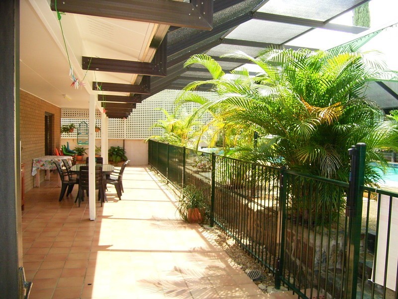 43 Gillinder, The Range QLD 4700