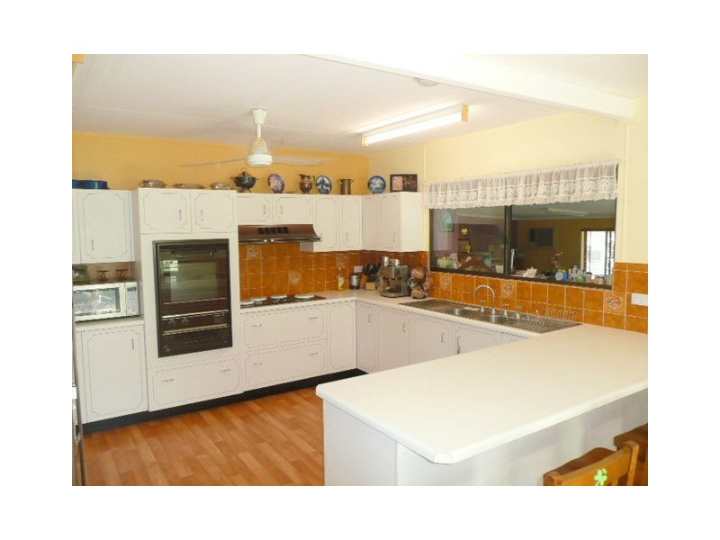 98 Black Gin Creek Rd, Alton Downs QLD 4702