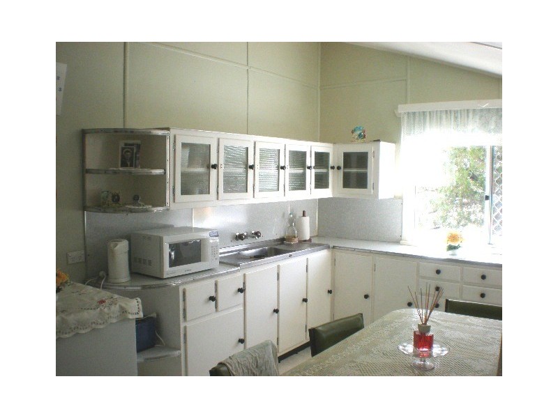 78 Dee Street, Mount Morgan QLD 4714