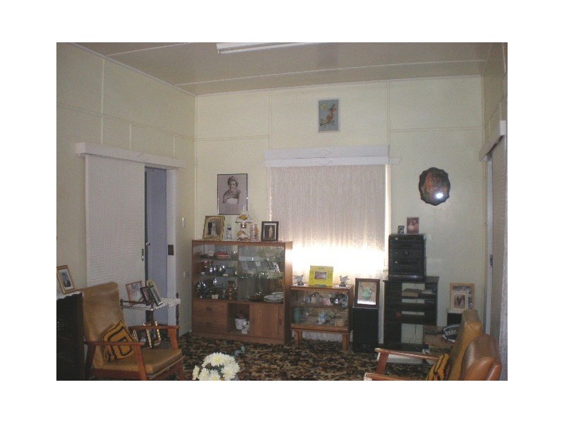 78 Dee Street, Mount Morgan QLD 4714