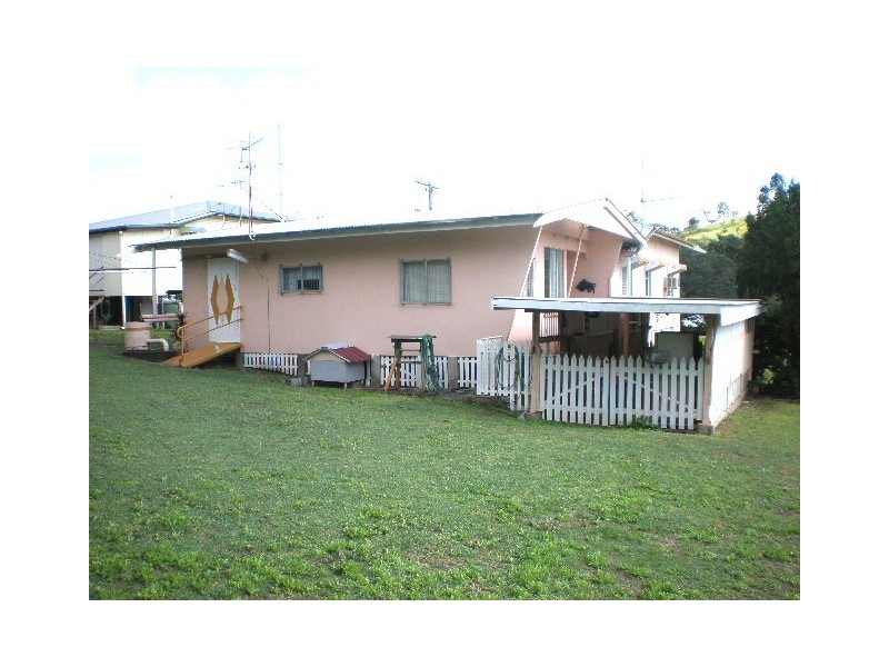 78 Dee Street, Mount Morgan QLD 4714